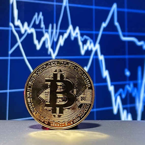 BTC на перепутье: 65,500 / 62,000 / 60,000 — сценарии и шанс Bitcoin Hyper