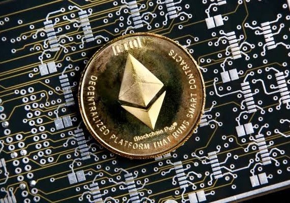 ETH после отмены сжигания в Hegotá — шанс прорыва: LiquidChain, макрофакторы и цели $2,500–$2,900